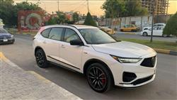 أكورا MDX